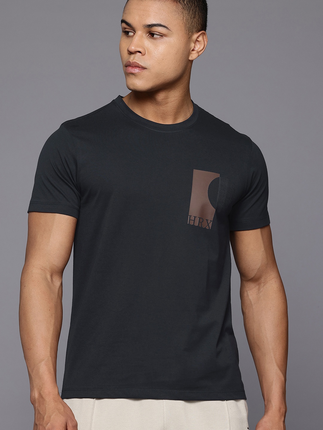

HRX by Hrithik Roshan Placement Print Yoga T-shirt, Black
