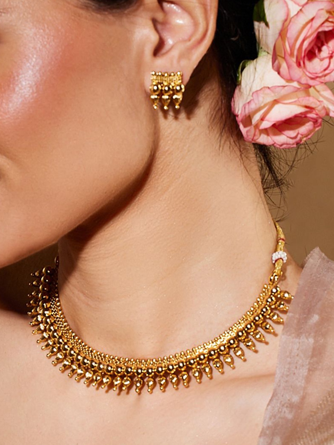 

Mirraw Gold-Plated Jewellery Set