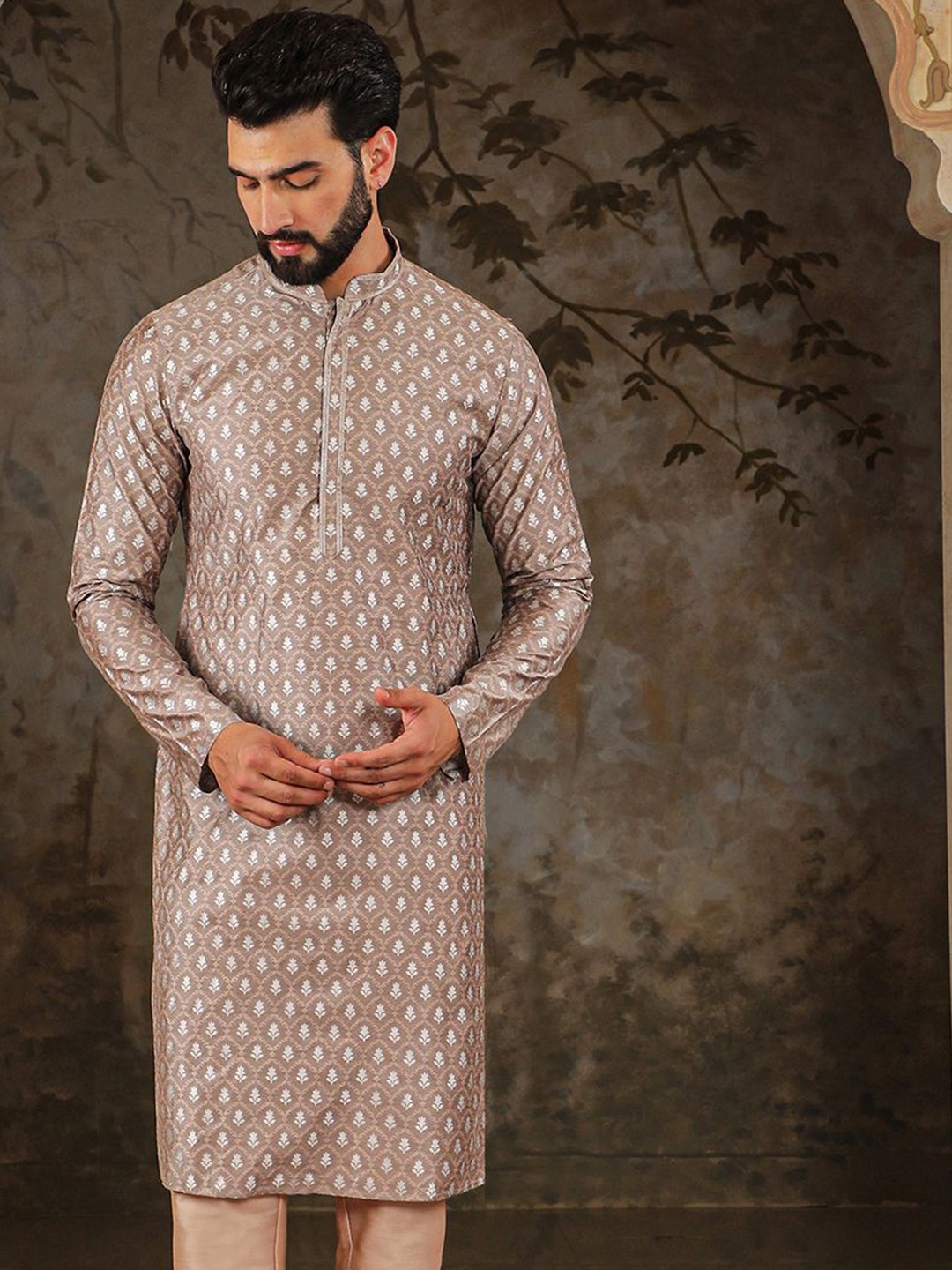 

HOUSE OF DEYANN Men Jacquard Kurta, Mauve