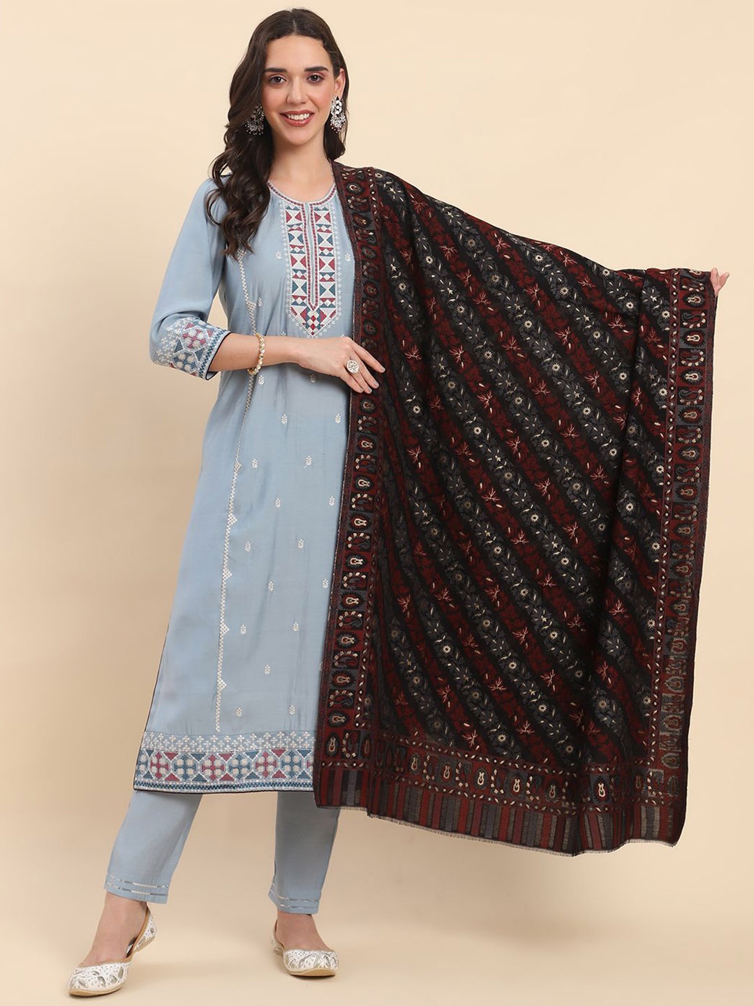 

La Vastraa Women Floral Woven Design Shawl, Black