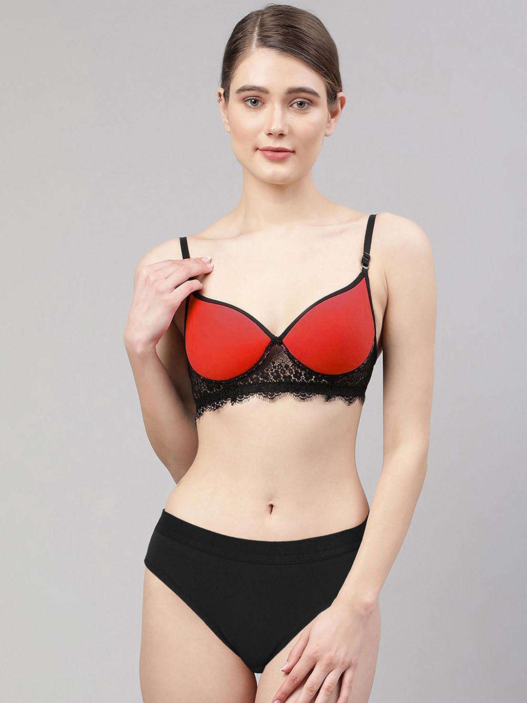 

AROUSY Women Self Design Lingerie Set, Red