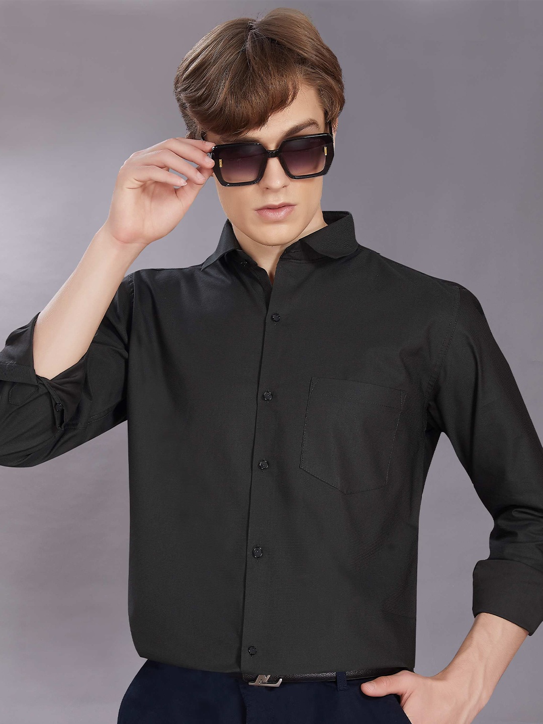 

DIVISIVE Men Club Slim Fit Opaque Casual Shirt, Green