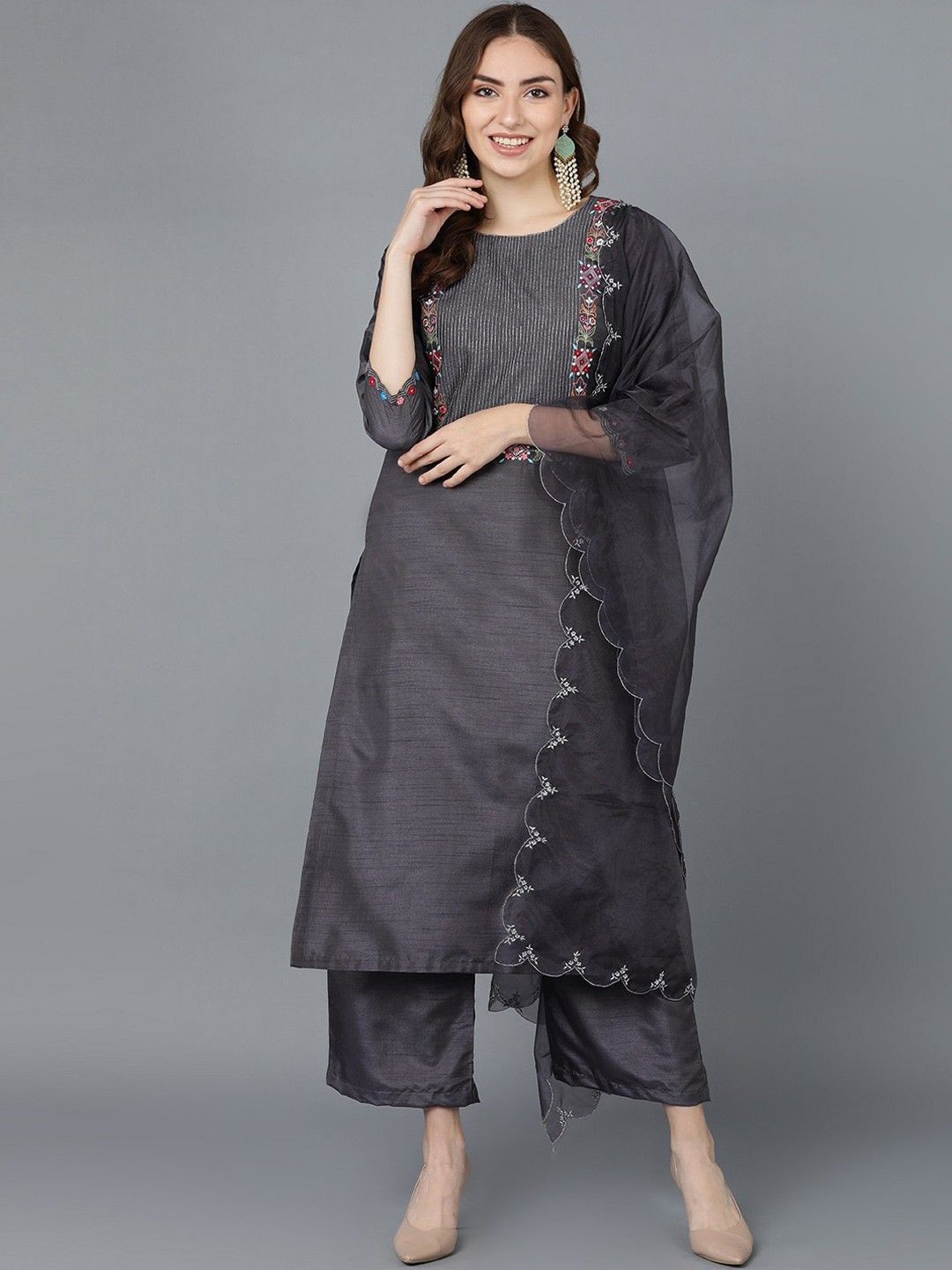 

AHIKA Women Floral Embroidered Regular Thread Work Kurta with Palazzos & With Dupatta, Grey