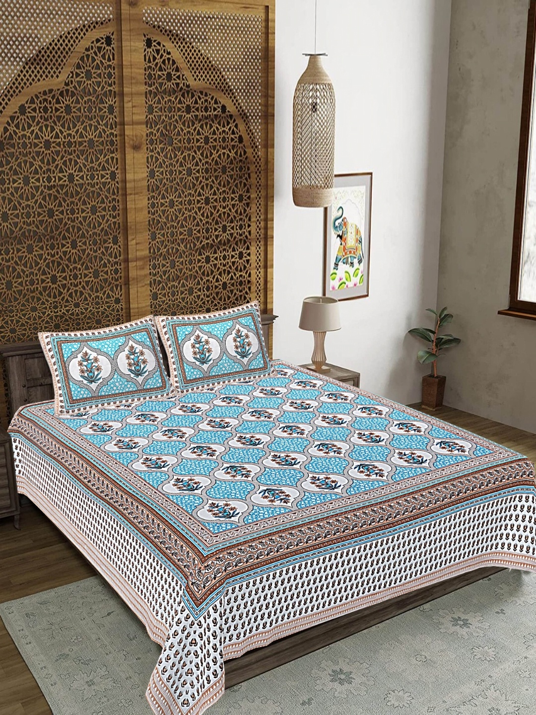 

FrionKandy Living Turquoise Blue & White Floral 180 TC King Bedsheet With 2 Pillow Covers