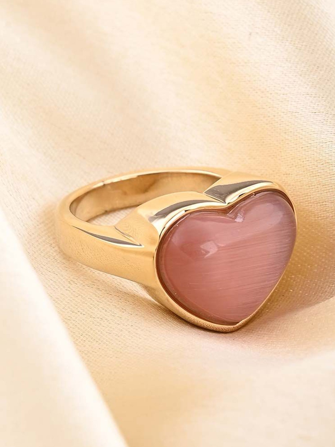 

PALMONAS Gold-Plated Stainless Steel Stones-Studded Heart Shaped Finger Ring