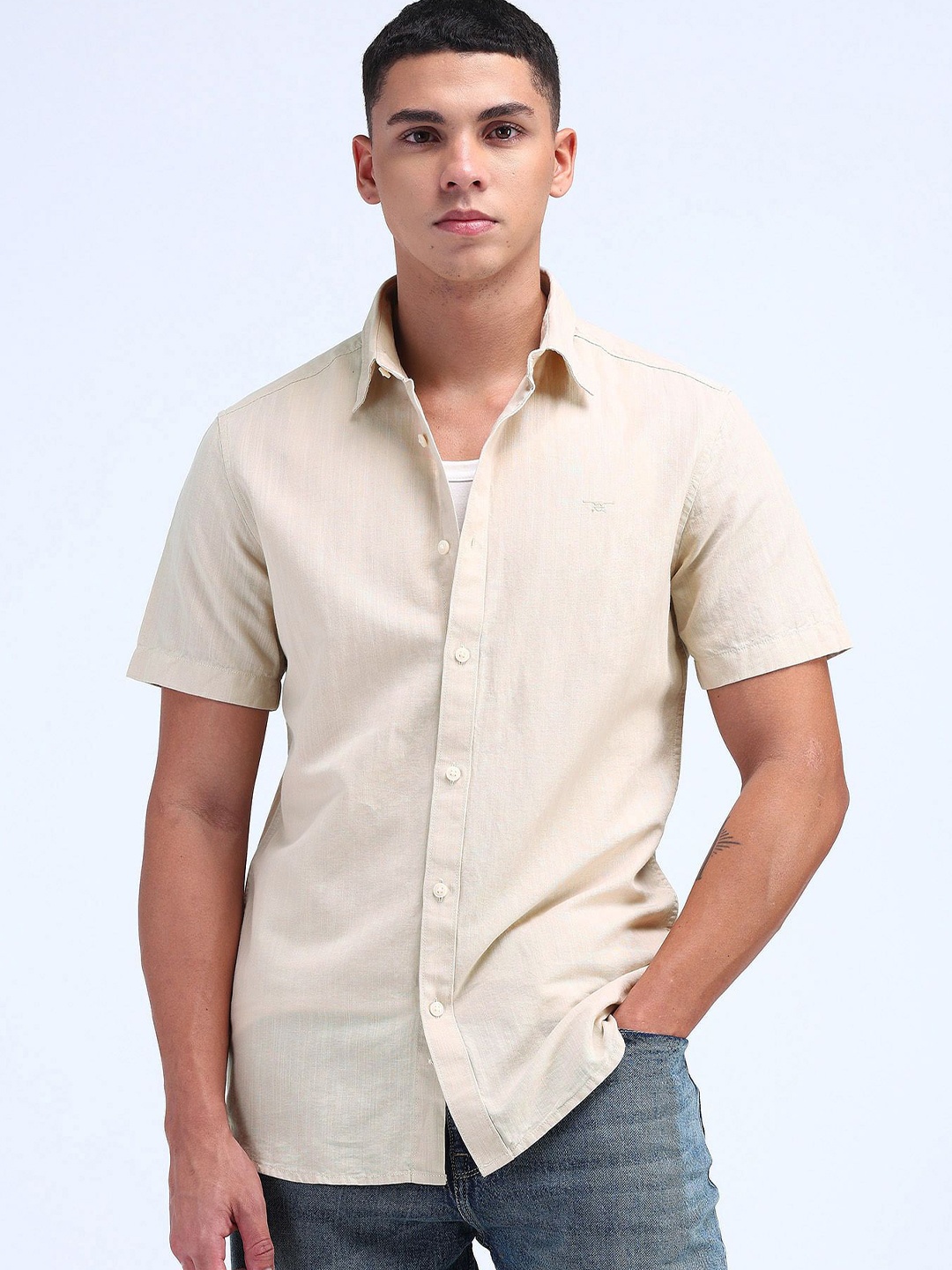 

Flying Machine Men Modern Slim Fit Opaque Casual Shirt, Beige