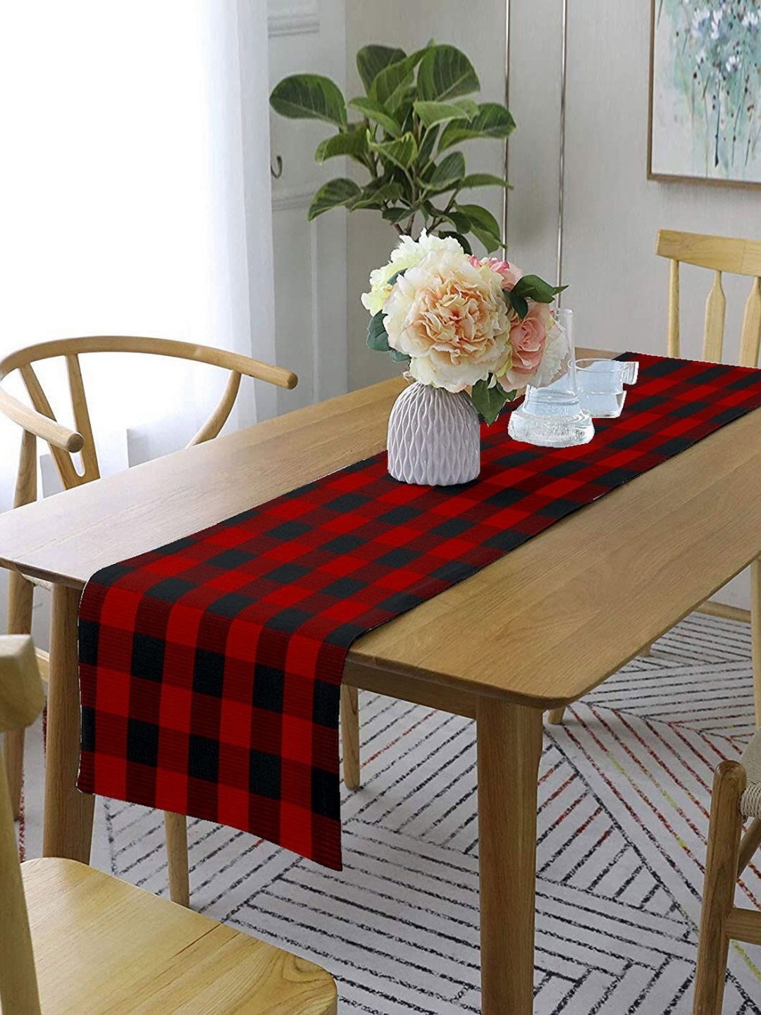 

Lushomes Black & Red Checked Pure Cotton 6 Seater Table Runner