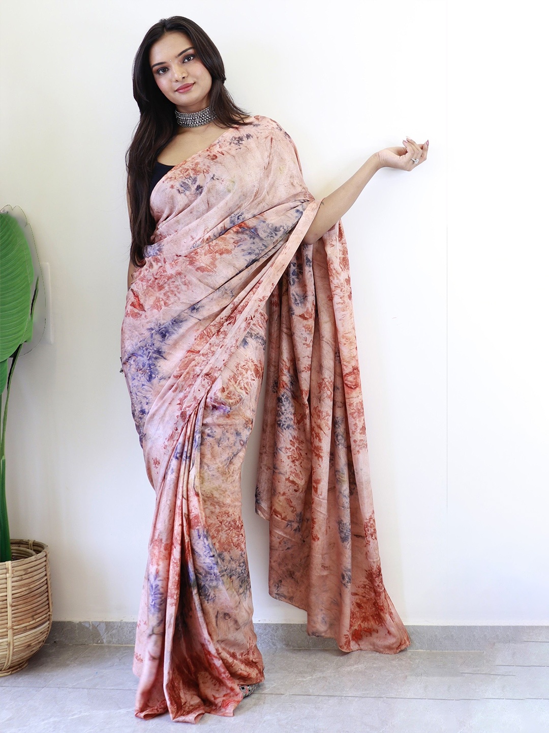 

Mitera Silk Blend Ready to Wear Saree, Orange