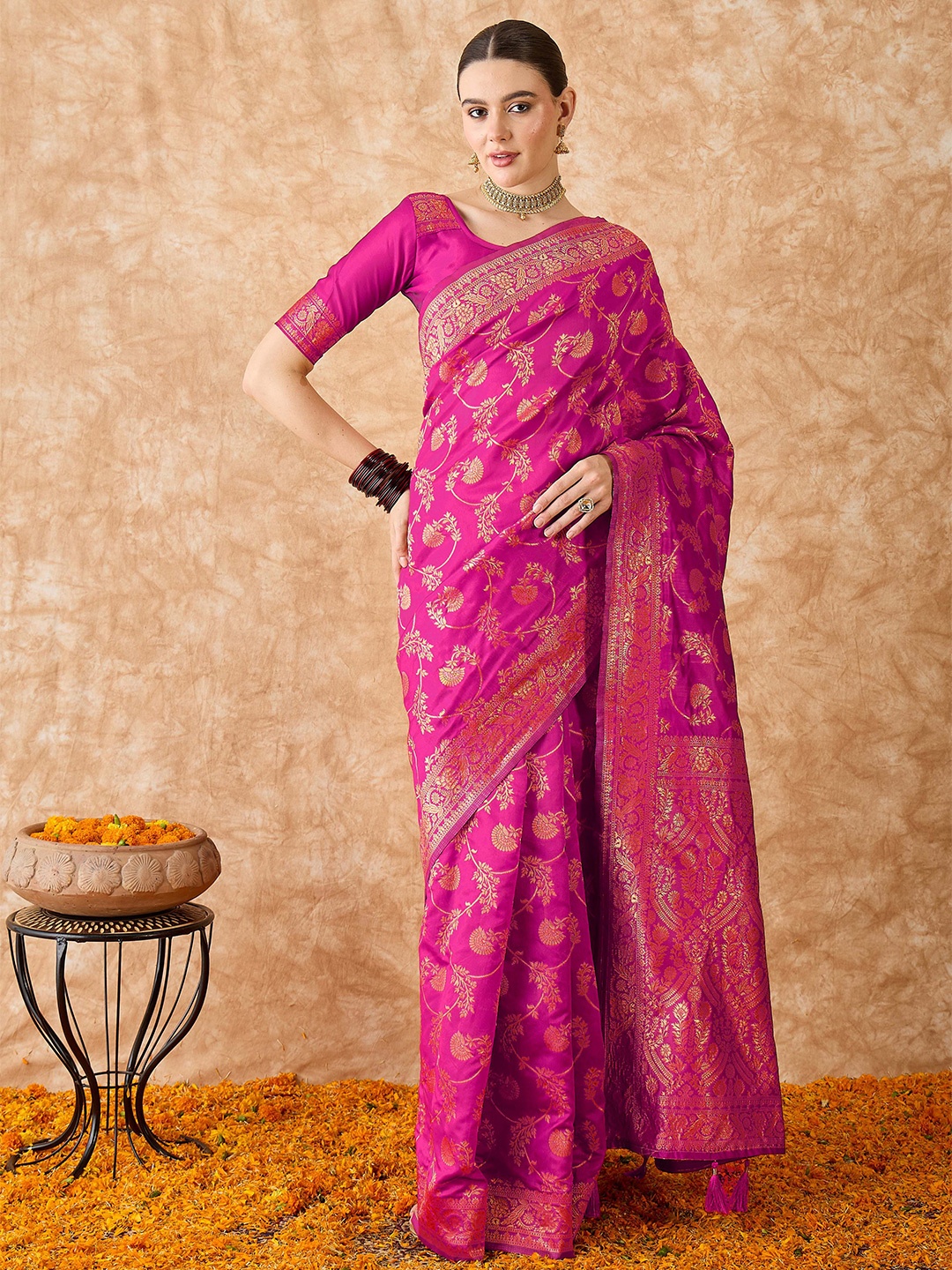 

Sangria Woven Design Banarasi Saree With Blouse, Pink