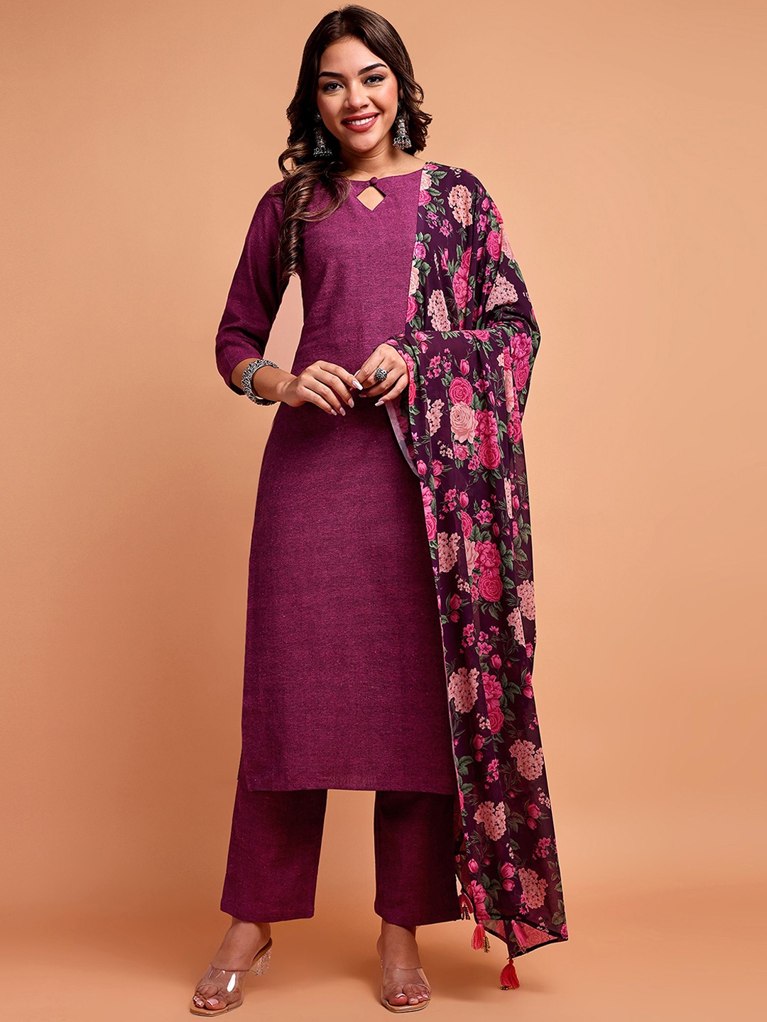 

Vastara the Label Keyhole Neck Regular Organic Cotton Kurta With Trousers & Dupatta, Purple