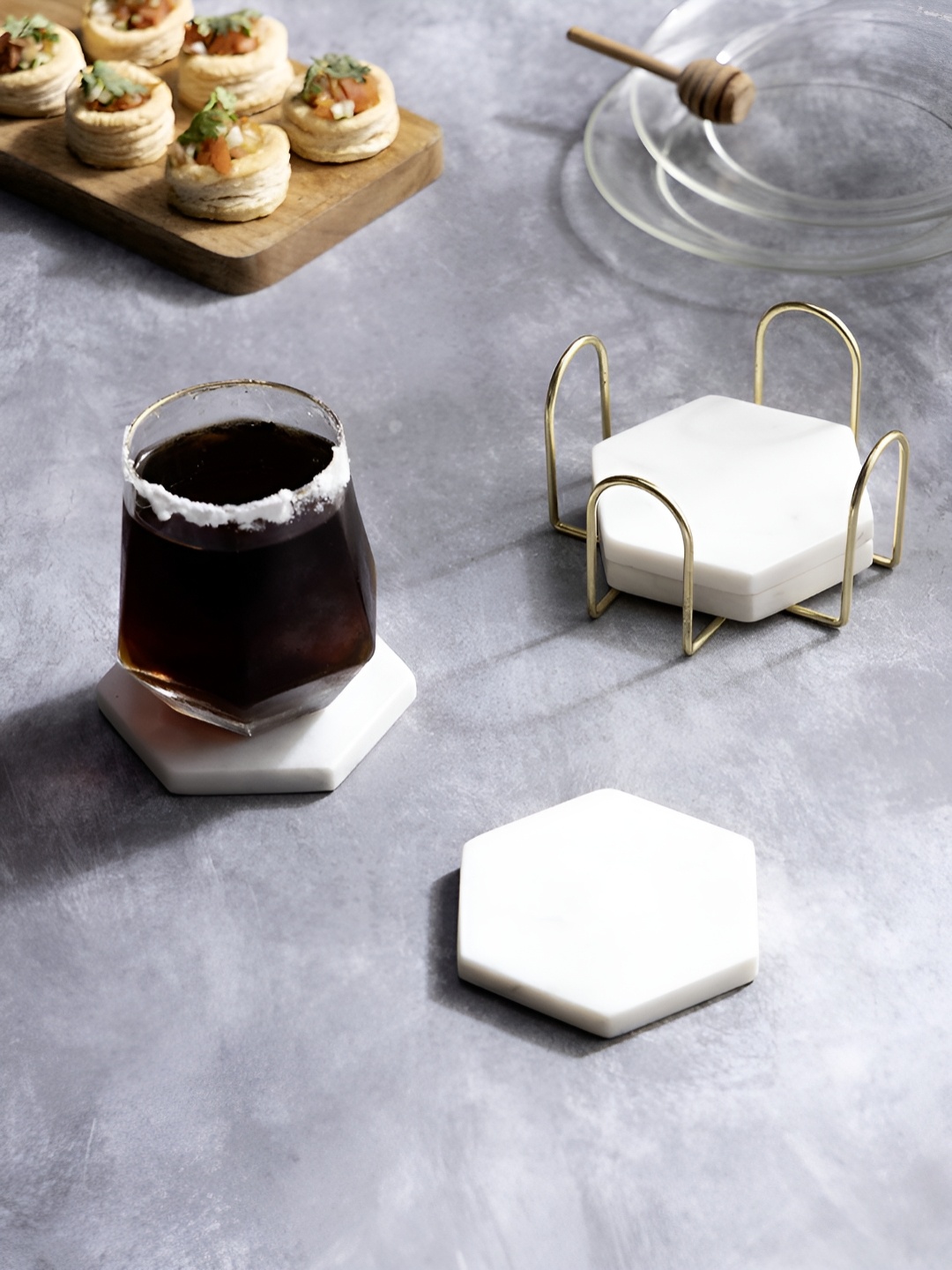 

DULI White 4 Pieces Hexagon Marble Coasters With Stand