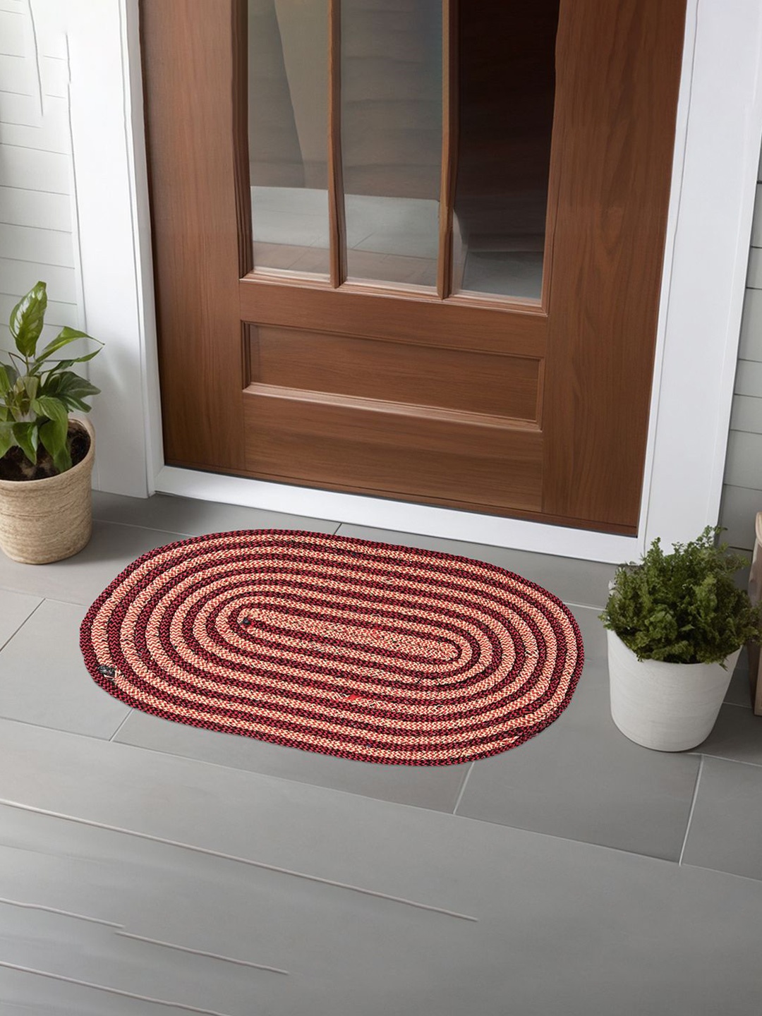 

Kuber Industries Brown & Maroon 2 Pieces AntiSlip Textured Doormats