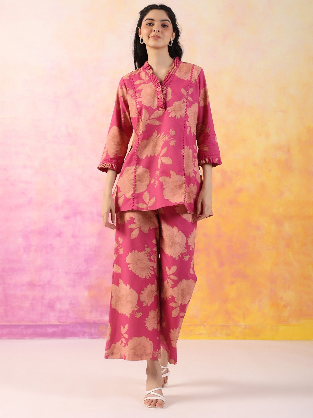 

JISORA Pink Floral Printed V-Neck Pure Cotton Top With Trousers