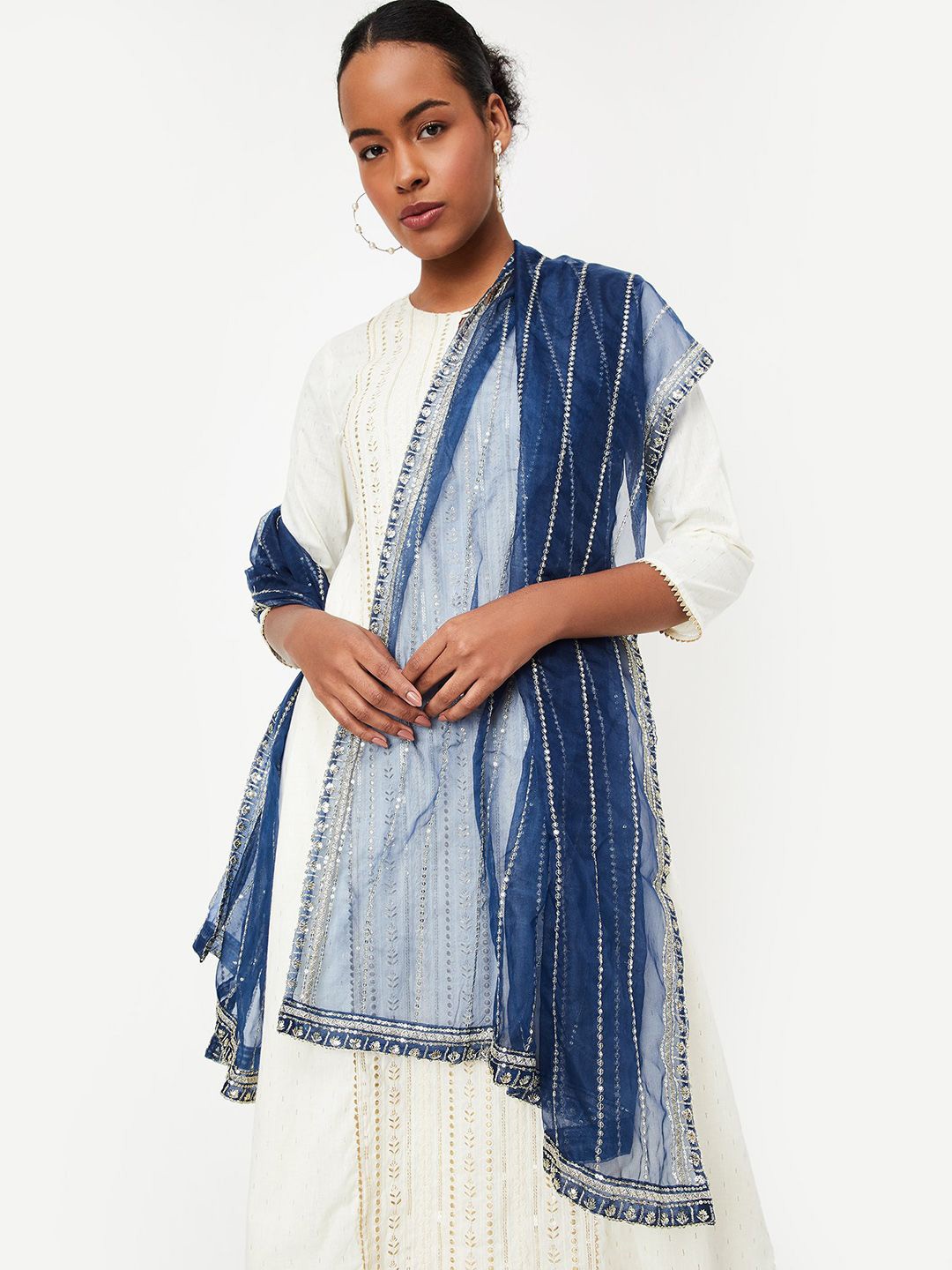

Kalki x Max Stripes Embroidered Sequinned Dupatta, Blue