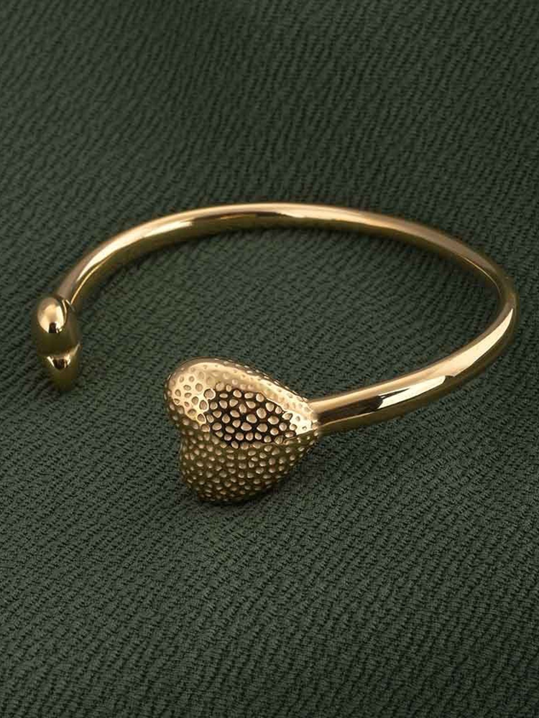 

PALMONAS Gold-Plated Heart Shaped Cuff Bracelet