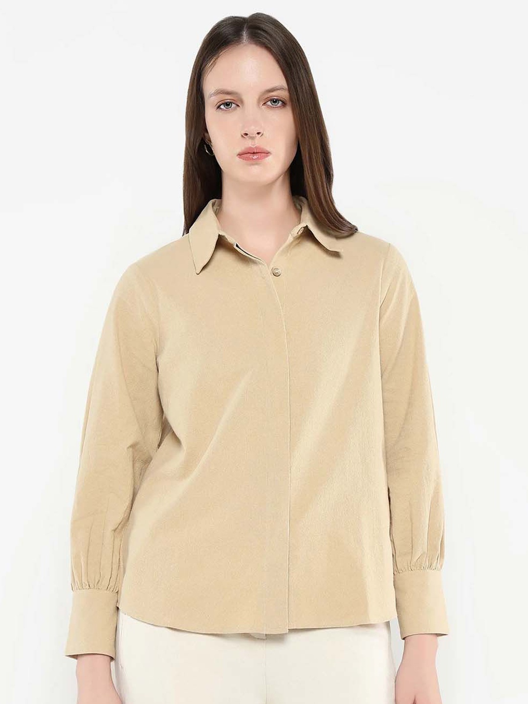 

Rareism Plus Size Women Comfort Spread Collar Solid Cotton Casual Shirt, Beige