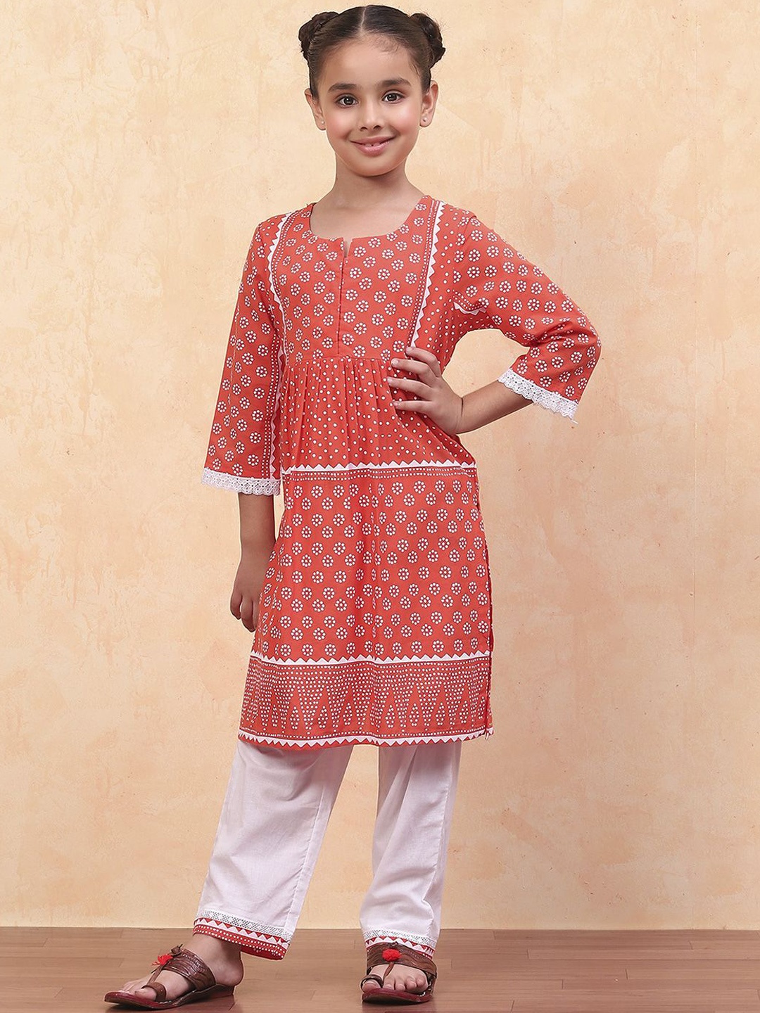 

Biba Girls Floral Printed Regular Pure Cotton Straight Kurta with Palazzos, Orange