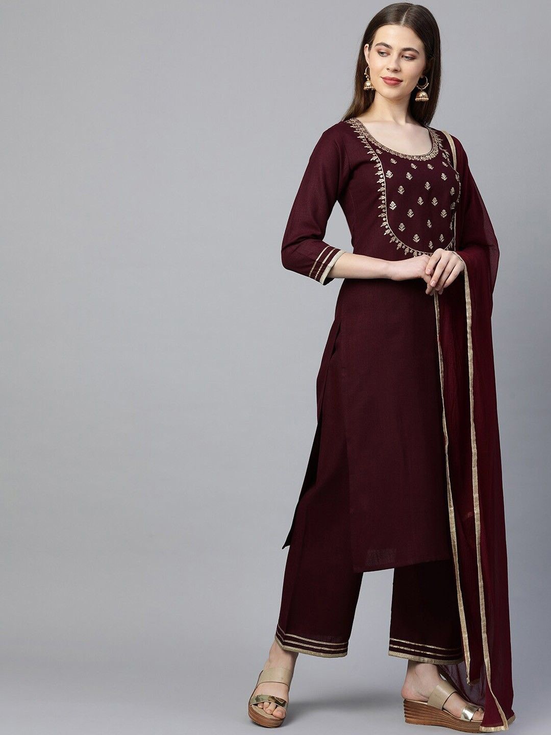 

GoSriKi Women Floral Embroidered Regular Kurta with Palazzos & With Dupatta, Maroon