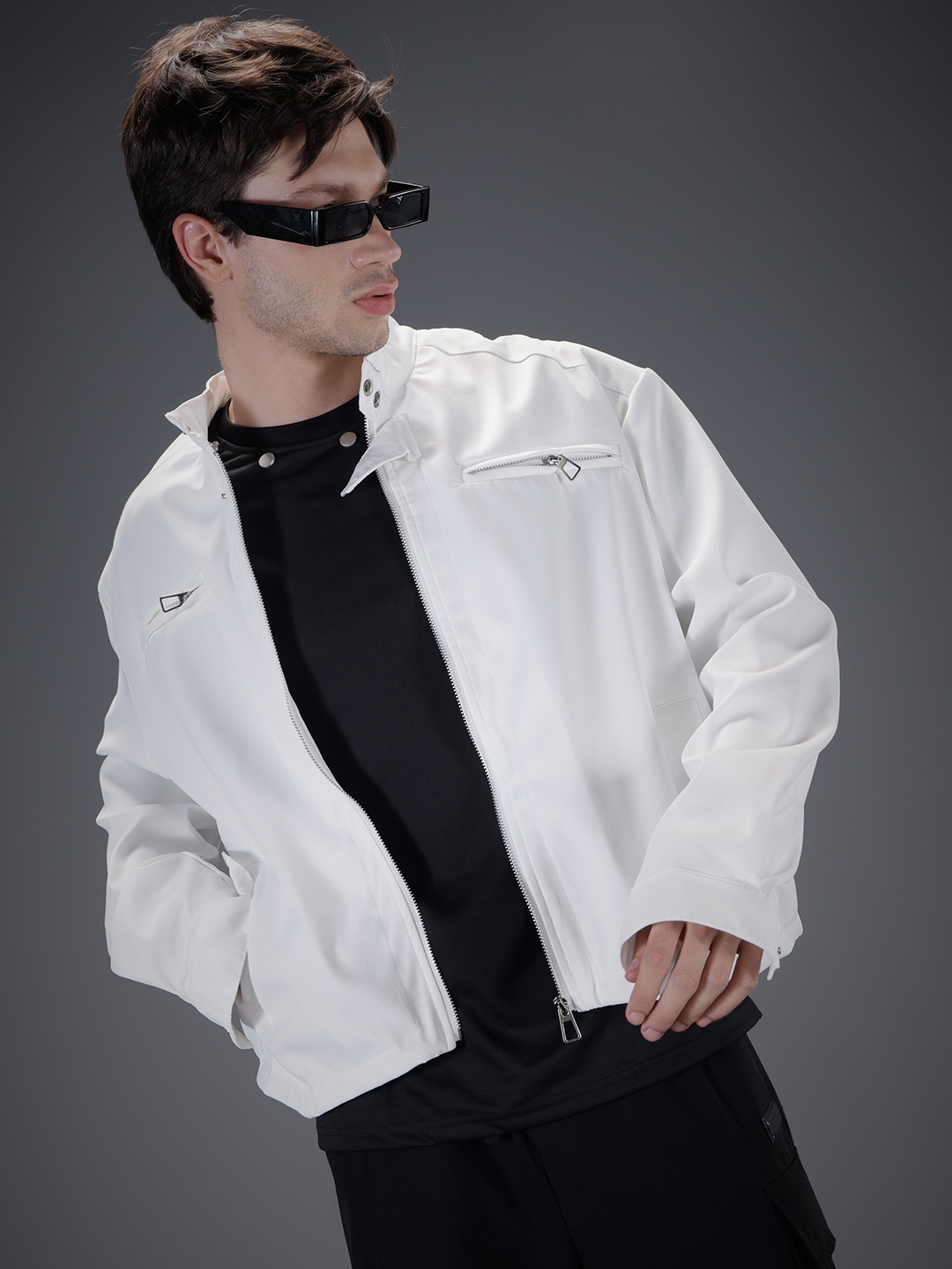 

SOKO STREET Mock Collar Tailored Jacket, White