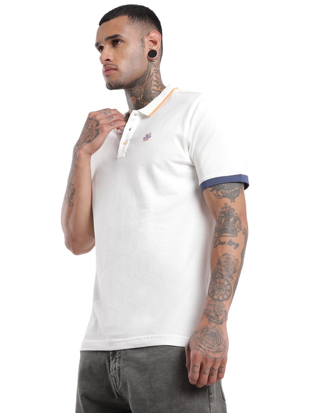 

WROGN Men Solid Polo Collar Pure Cotton Slim Fit T-shirt, White