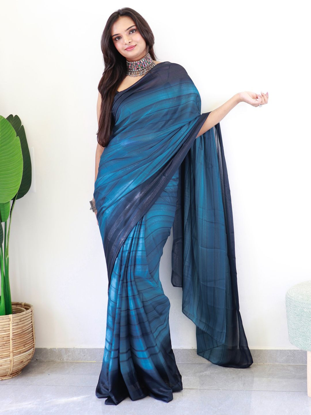 

Mitera Striped Ready to Wear Saree, Blue