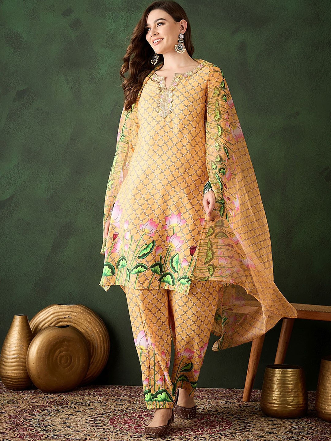 

Sangria Printed Embroidered Kurta With Trousers & Dupatta, Yellow