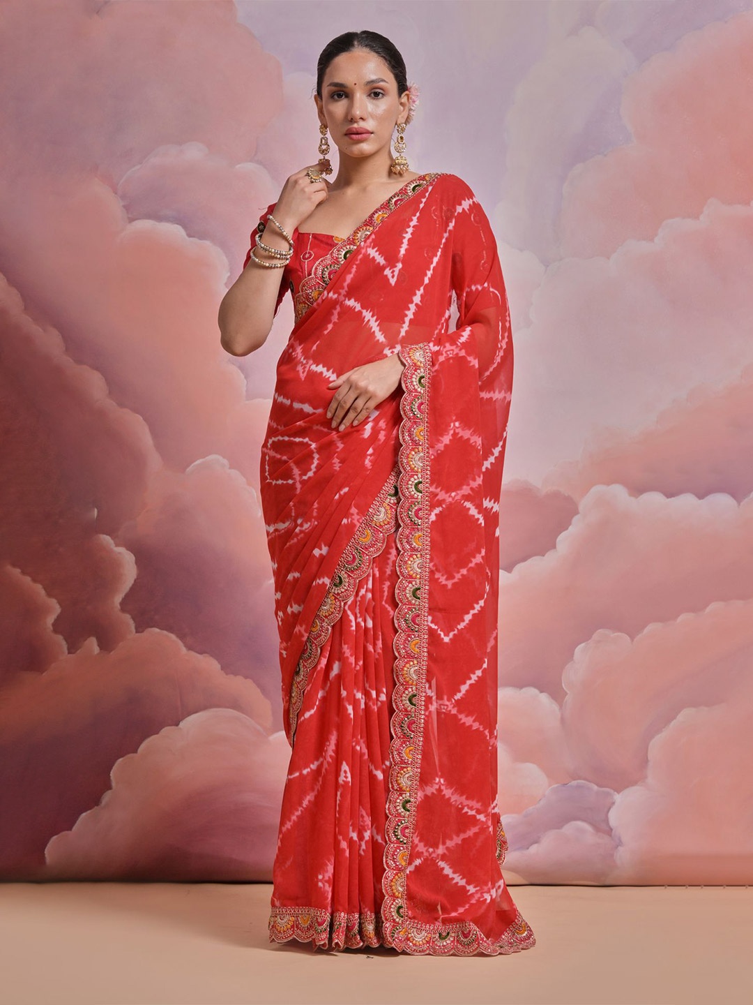 

Mitera Tie and Dye Sequinned Saree, Red