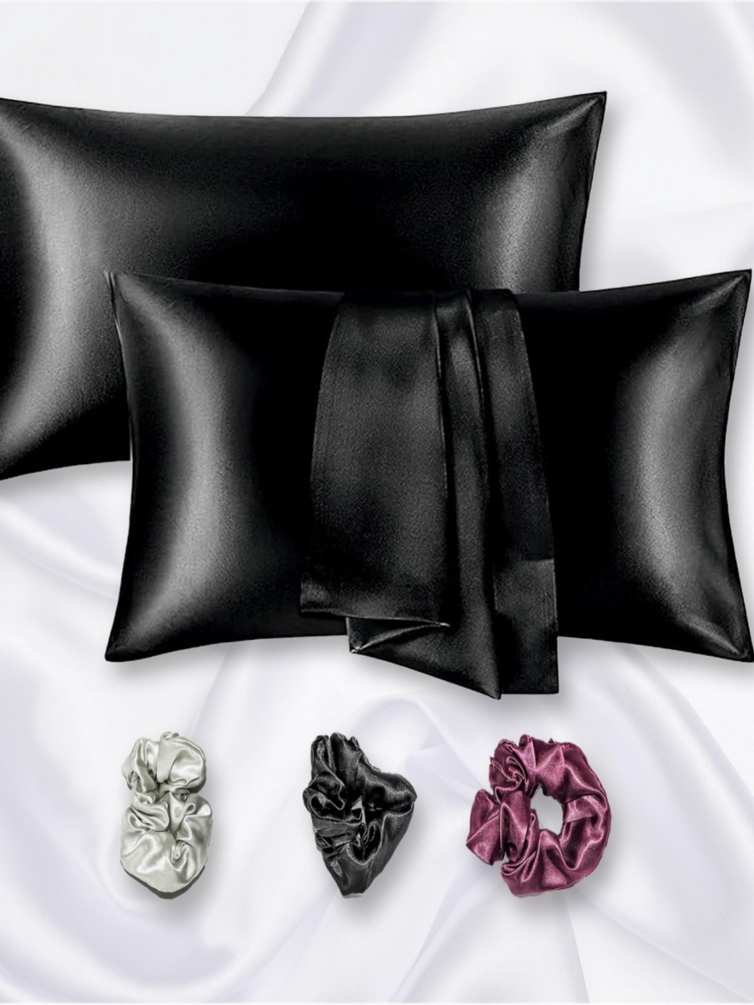 

Vendola Black Set of 2 Satin Rectangle Cushion Covers