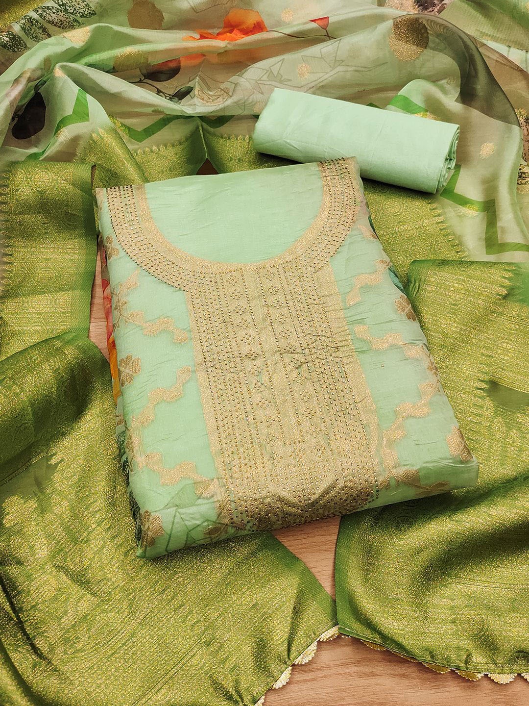 

Lilots Organza Unstitched Dress Material, Teal