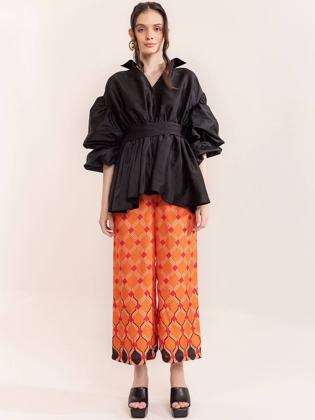 

KAORI BY SHREYA AGARWAL Printed Tunic & Trousers, Black