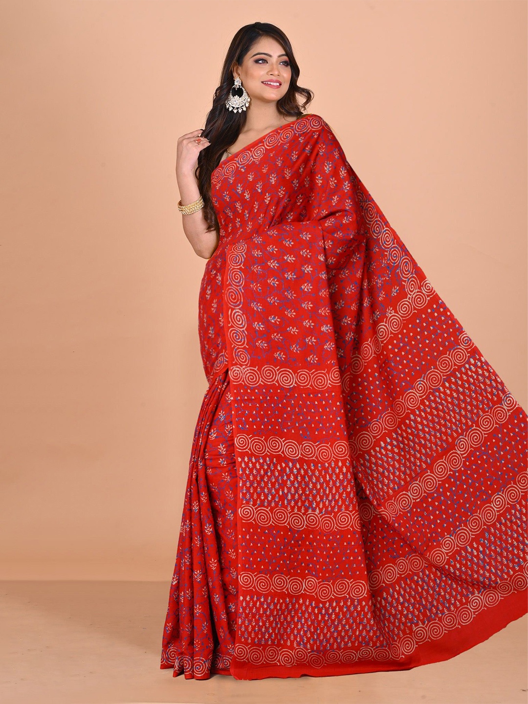 

Unnati Silks Ethnic Motifs Pure Cotton Handloom Block Print Saree, Red