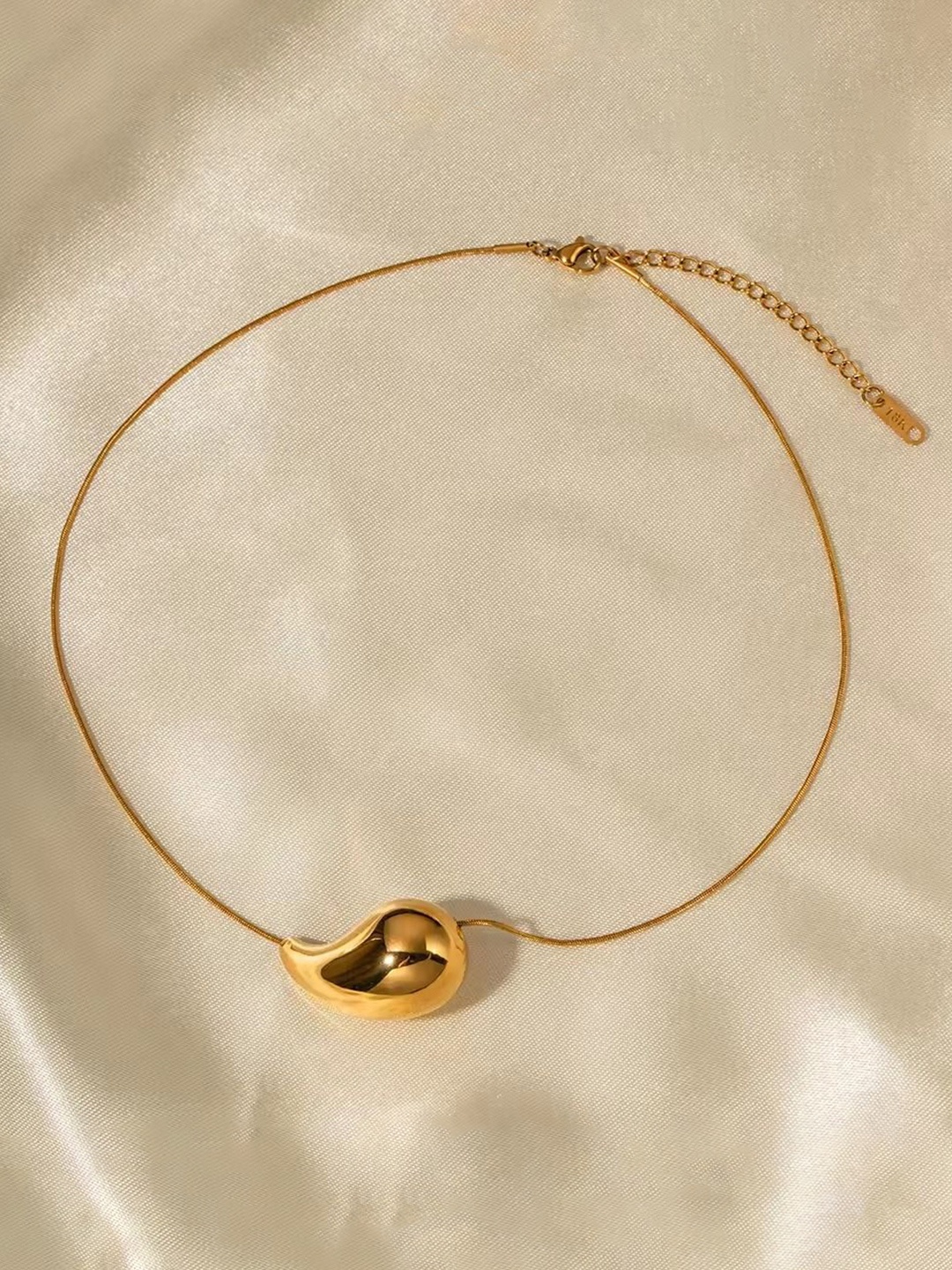 

DIVASTRI Gold-Plated Anti-tarnish Necklace
