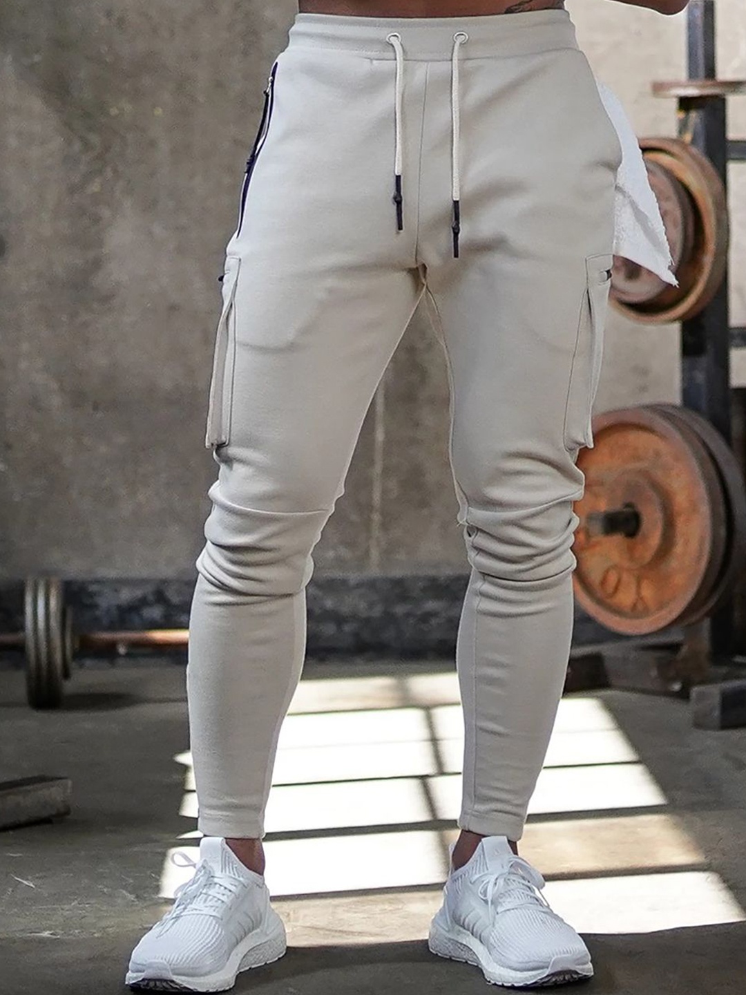 

StyleCast x Revolte Men Pleated Cargos Trousers, Beige
