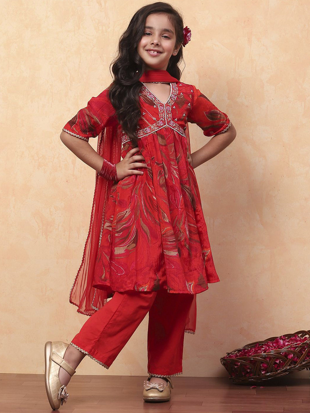 

Biba Girls Floral Printed V-Neck Anarkali Kurta with Palazzos & With Dupatta, Red