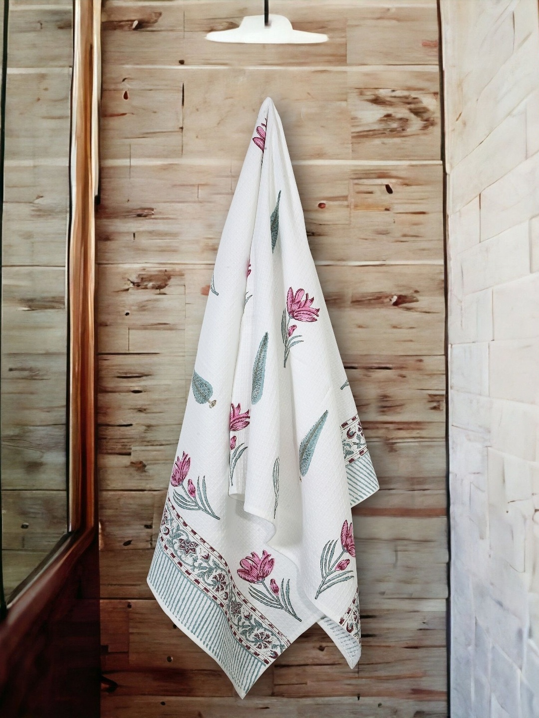 

Texstylers Pink & White Printed Pure Cotton 300 GSM Bath Towel
