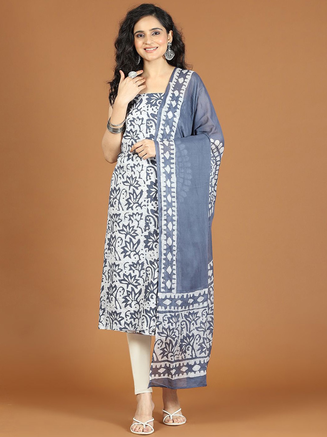 

Meena Bazaar Printed Unstitched Dress Material, Blue