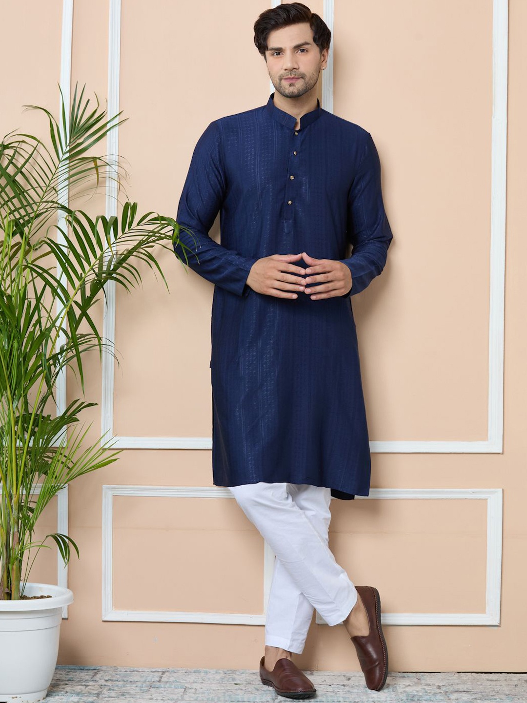 

See Designs Men Thread Work Kurta, Blue