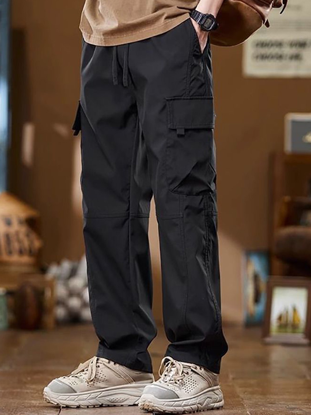 

StyleCast x Revolte Men Loose Fit Pleated Cargos Trousers, Black