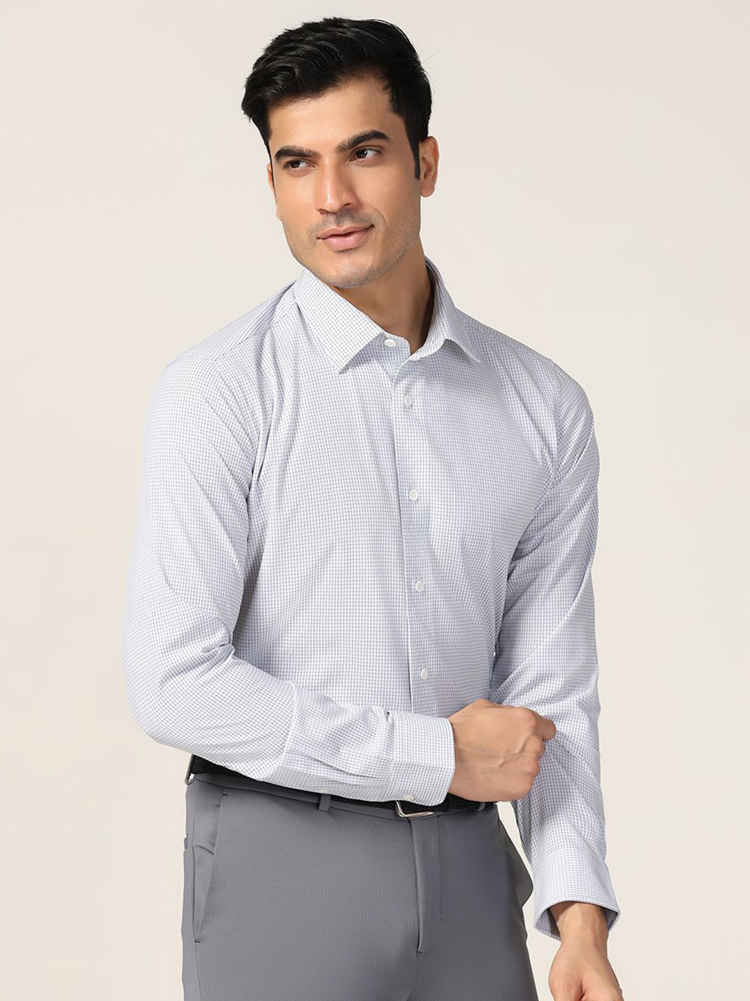 

Blackberrys Men Slim Fit Opaque Striped Casual Shirt, Green