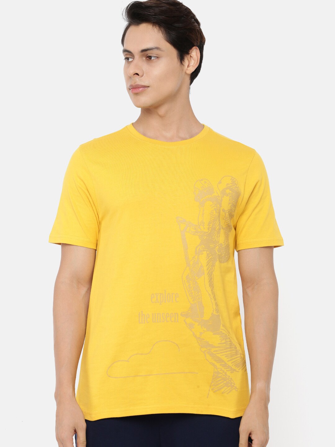 

Wildcraft Men Yellow Graphic Printed Casual T-shirt