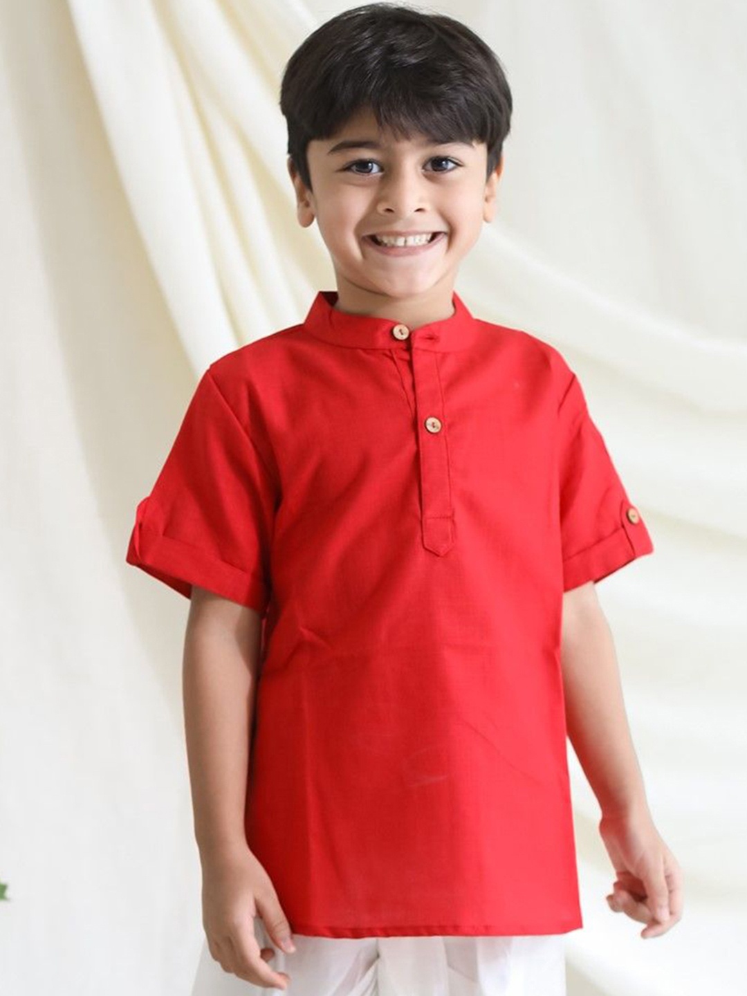 

Klingaru Boys Thread Work Kurta, Red