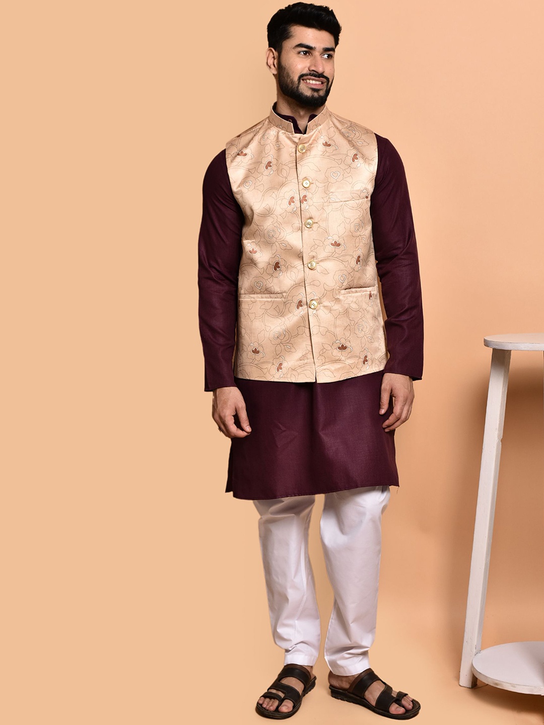 

PRINTCULTR Men Regular Pure Cotton Kurta with Trousers, Purple