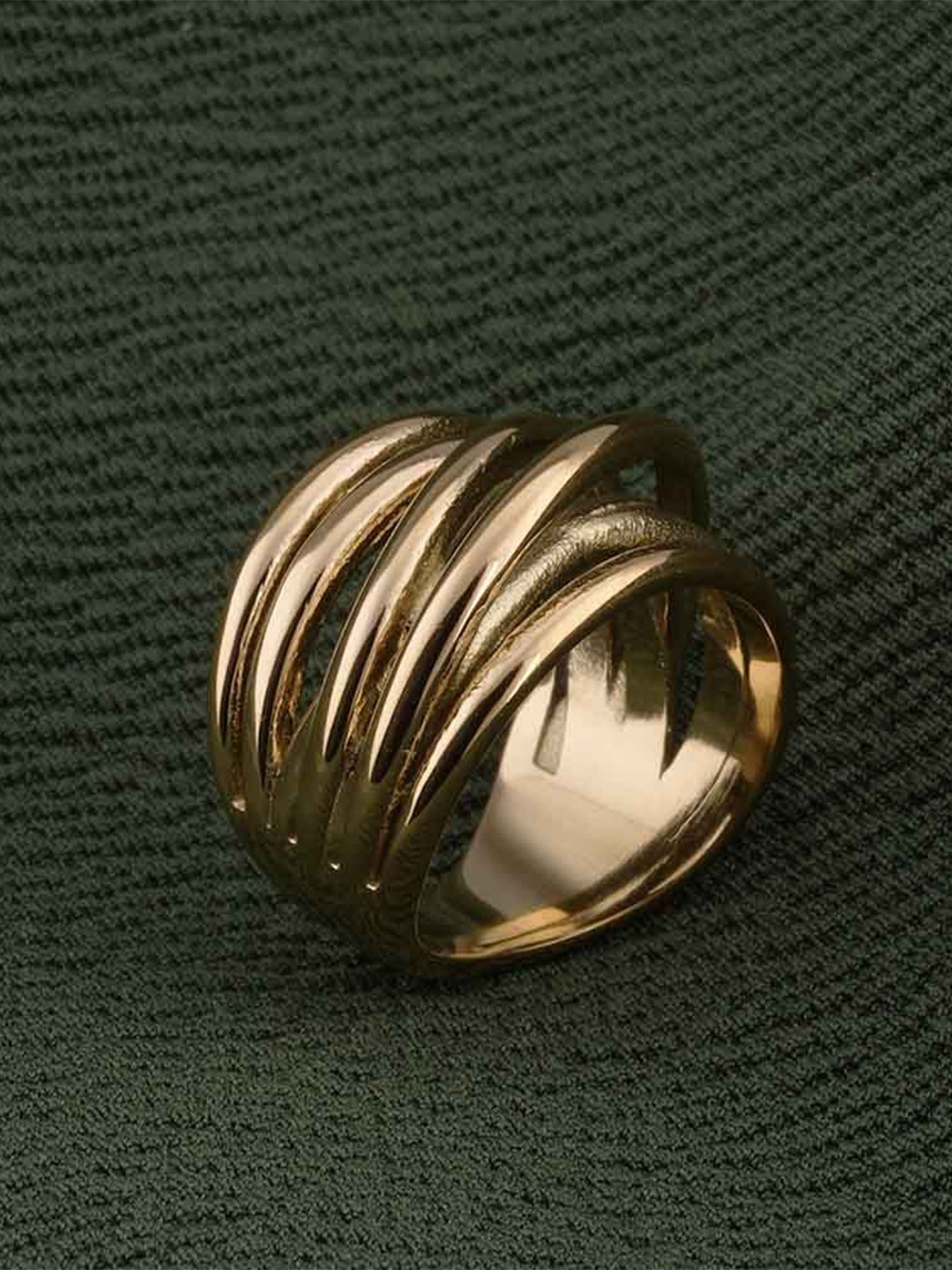 

PALMONAS Gold-Plated Stainless Steel Wavy Wire Finger Ring