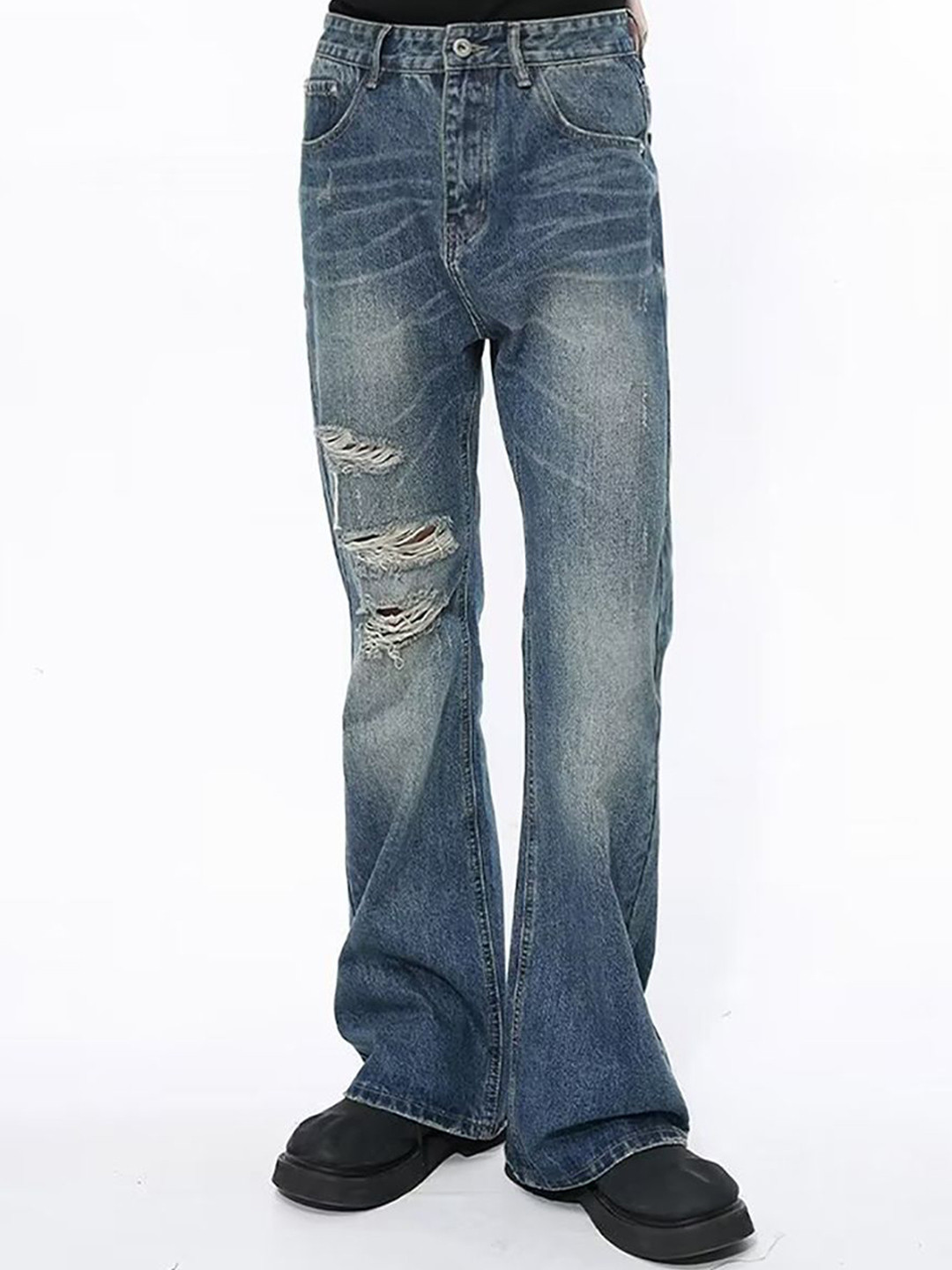 

StyleCast x Revolte Men Flared Mildly Distressed Light Fade Jeans, Blue