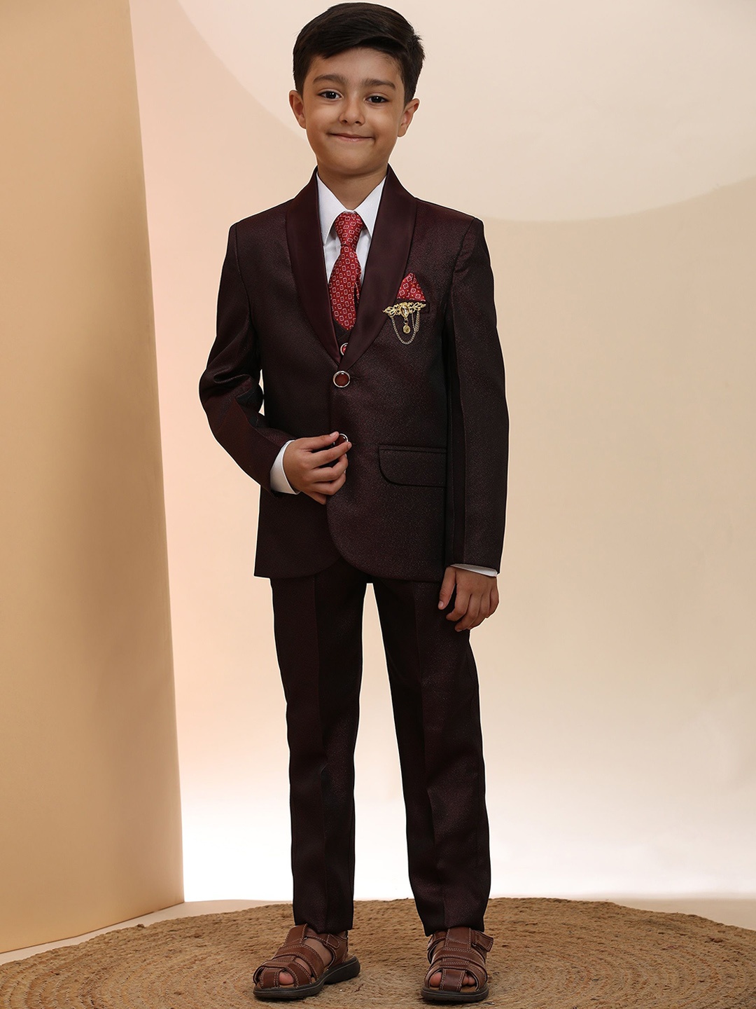 

Pro-Ethic STYLE DEVELOPER Single-Breasted Five-Piece Party Suit, Maroon