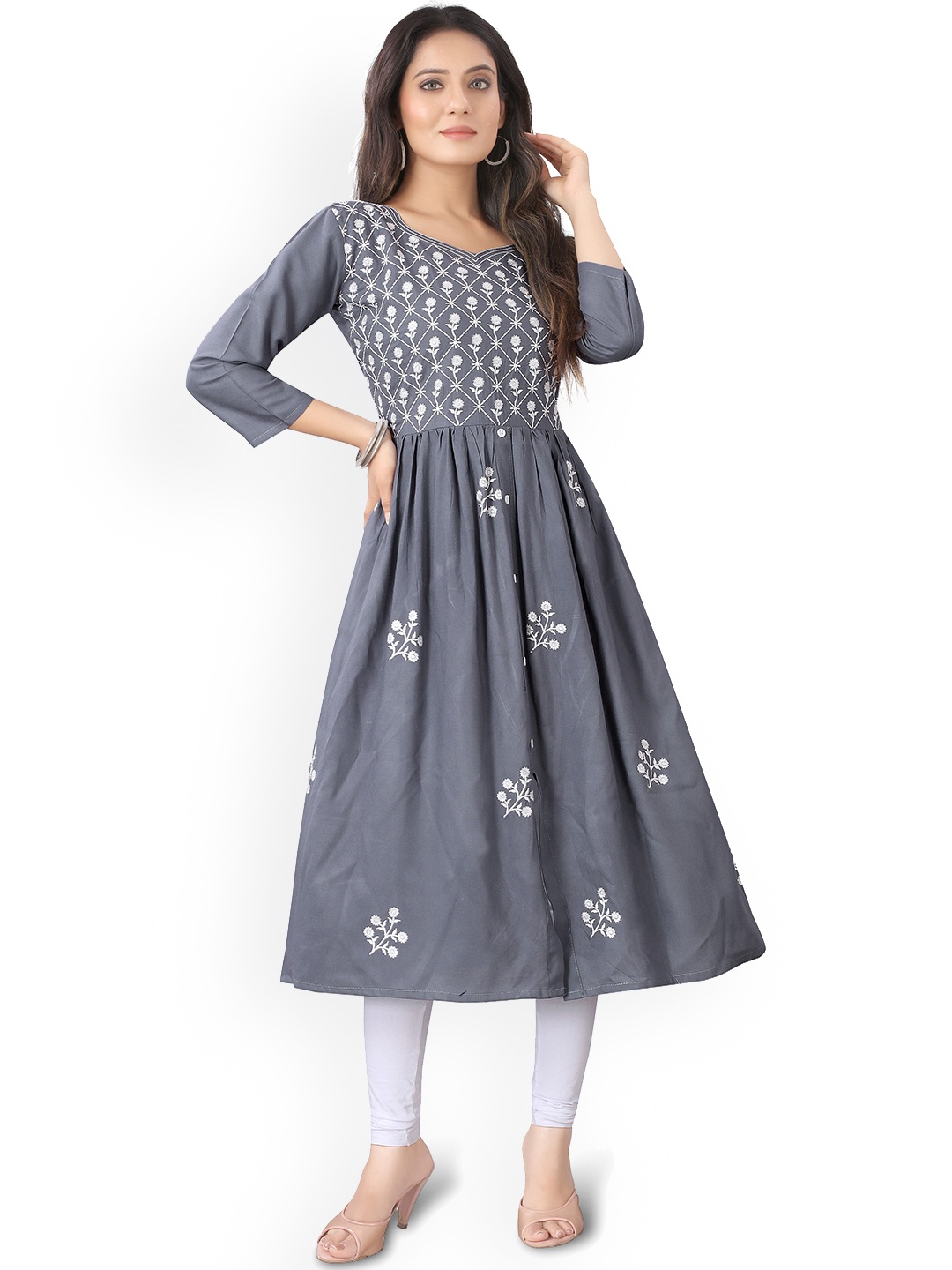 

FANTASY FAB Ethnic Motifs Embroidered Thread Work Sweetheart Neck A-Line Kurta, Grey
