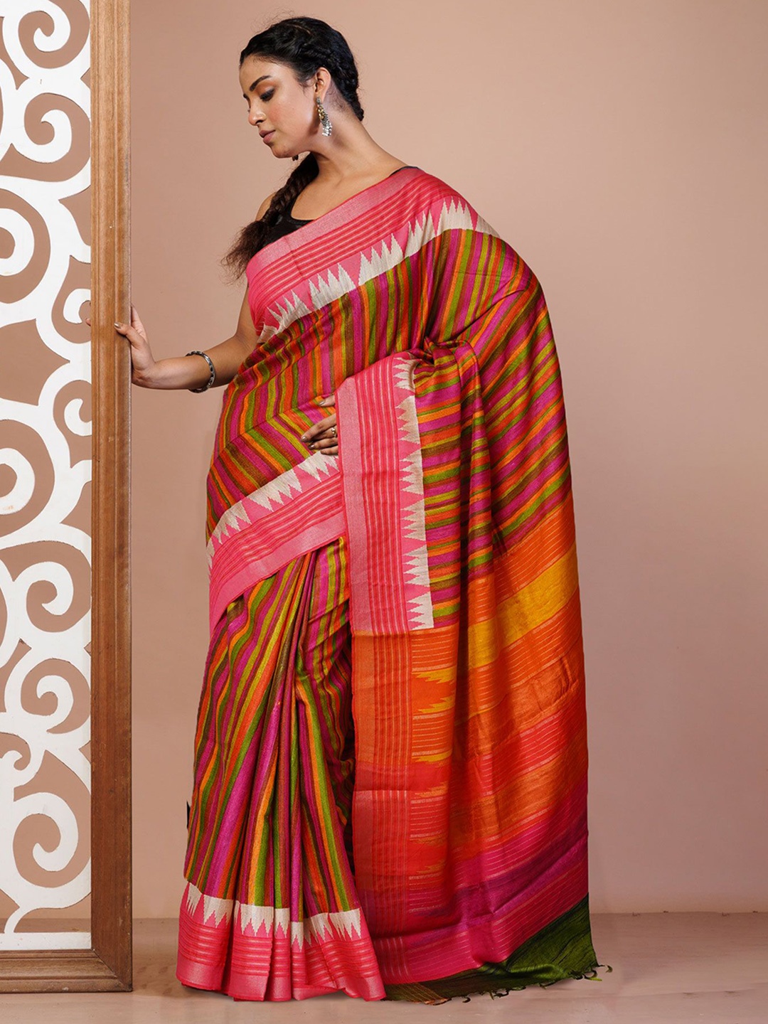 

Unnati Silks Striped Zari Jute Silk Handloom Tussar Saree, Pink