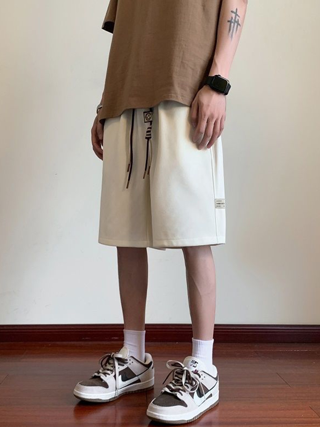 

StyleCast Men Loose Fit Mid-Rise Shorts, White