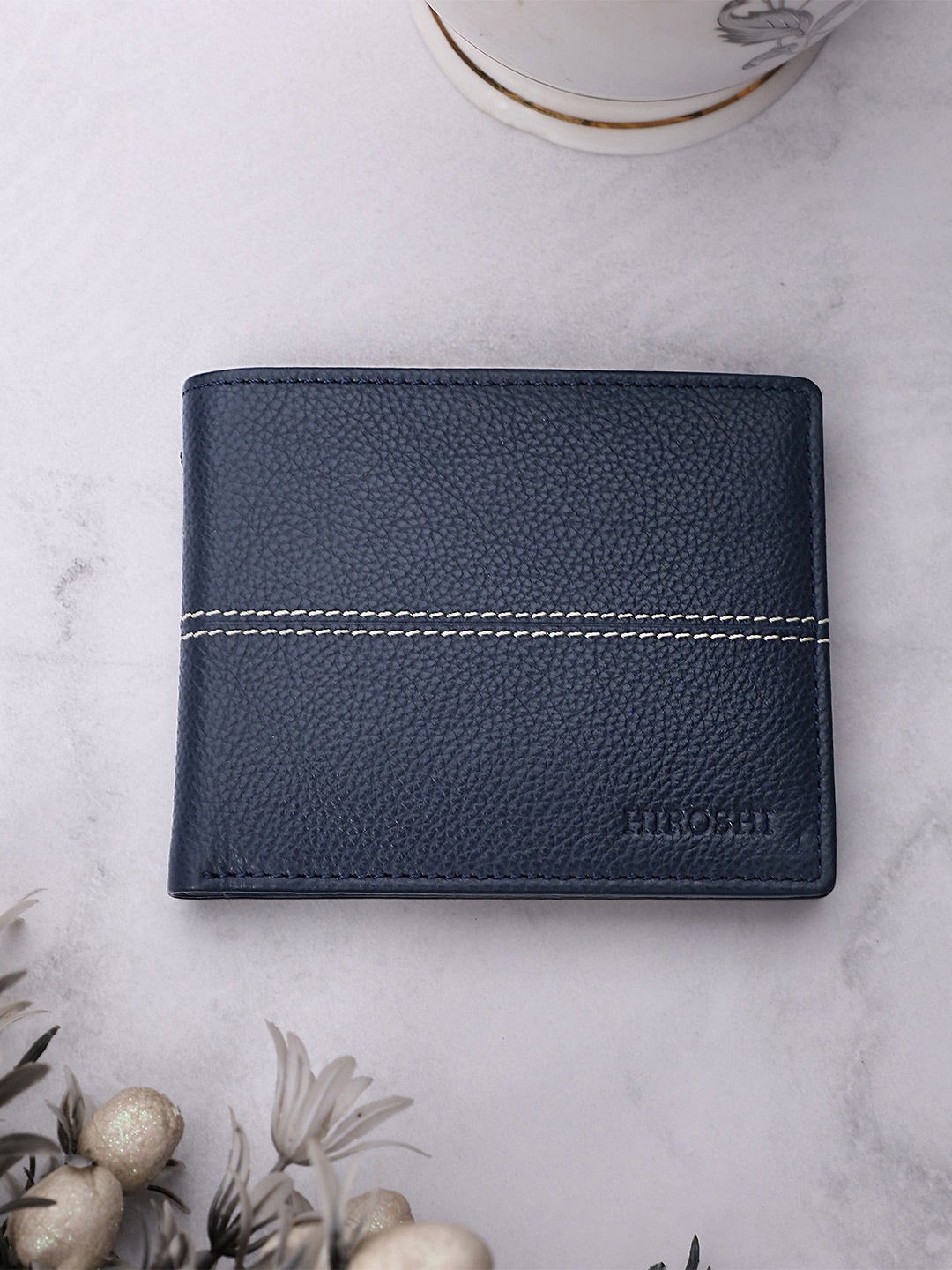 

HIROSHI Men Leather Two Fold Wallet, Navy blue