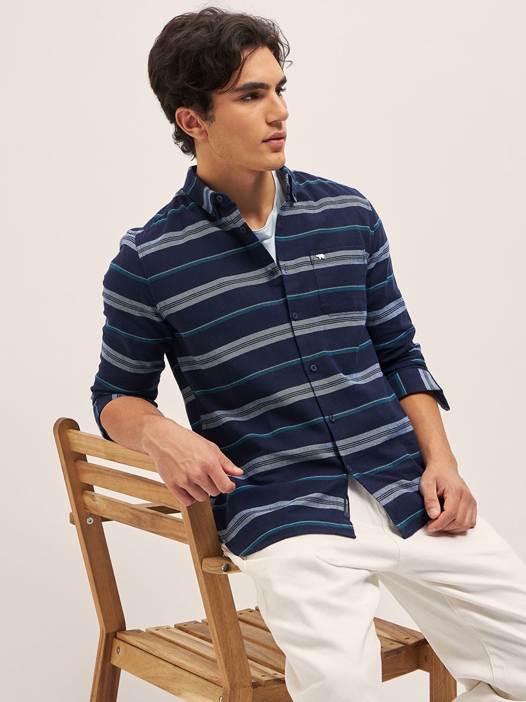 

THE BEAR HOUSE Men Button-Down Collar Multi Striped Cotton Slim Fit Casual Shirt, Navy blue